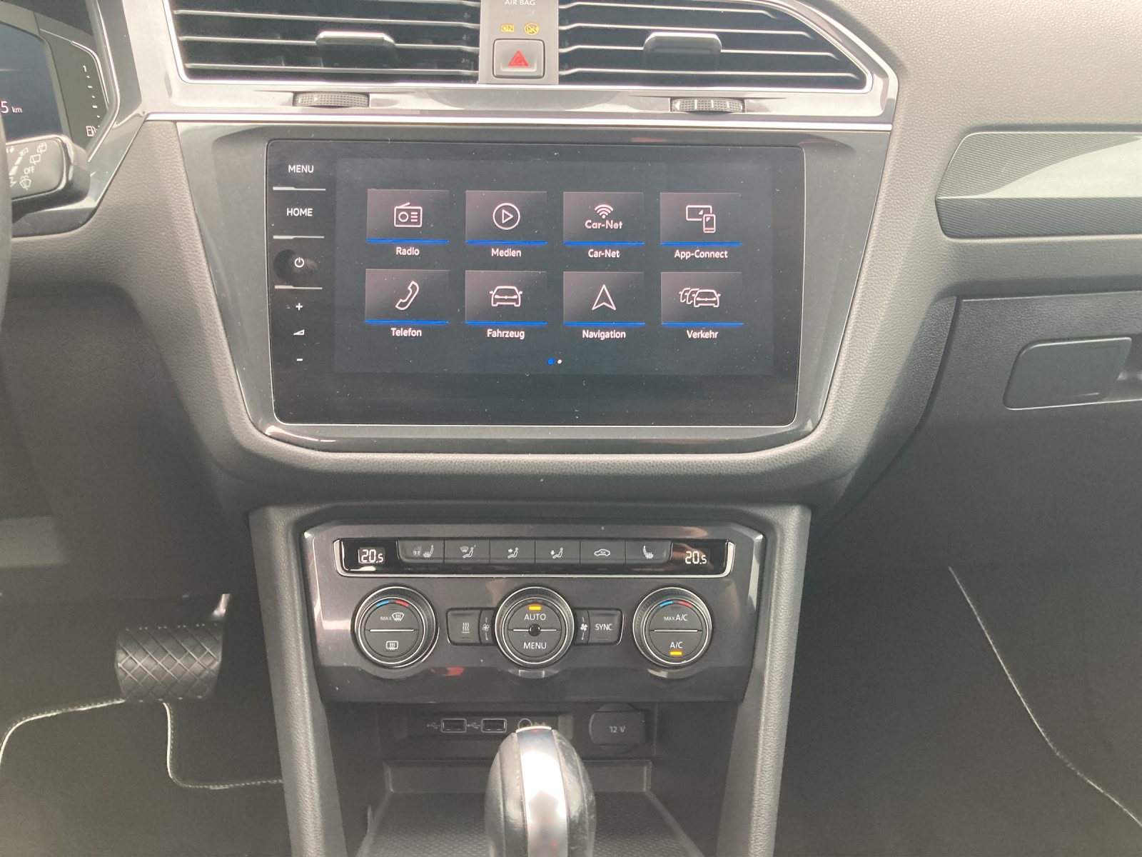 Fahrzeugabbildung Volkswagen Tiguan Allspace TDI Highline DSG 4M STH LED AHK Navi ACC RFK 19