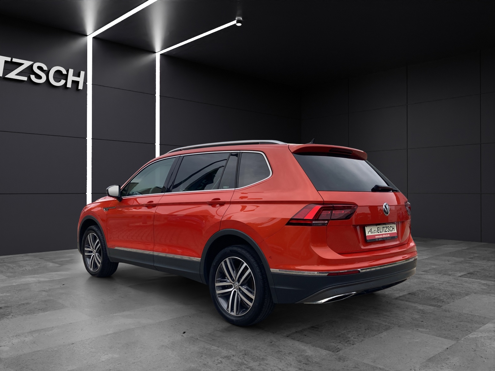 Fahrzeugabbildung Volkswagen Tiguan Allspace TDI Highline DSG 4M STH LED AHK Navi ACC RFK 19