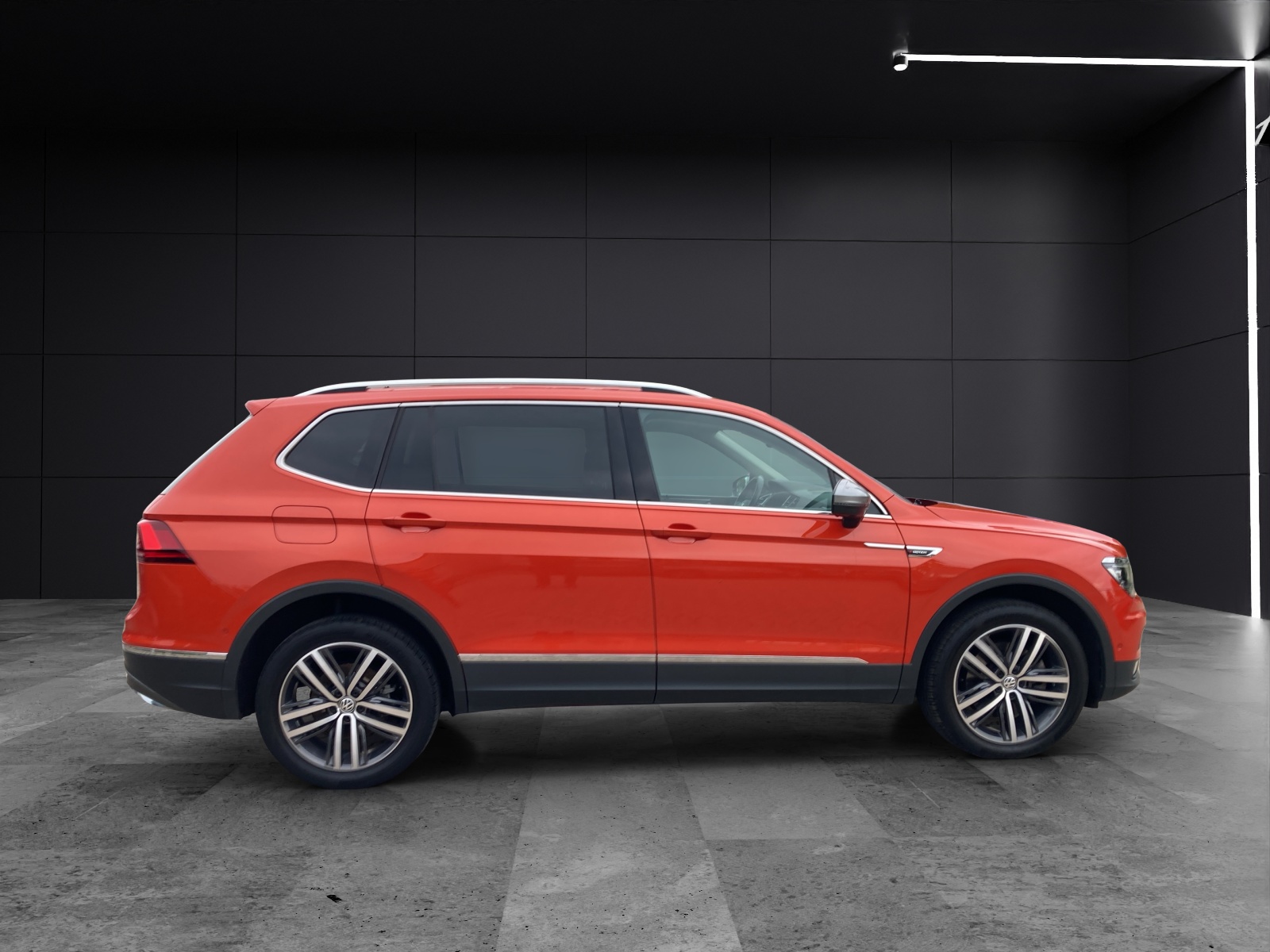 Fahrzeugabbildung Volkswagen Tiguan Allspace TDI Highline DSG 4M STH LED AHK Navi ACC RFK 19