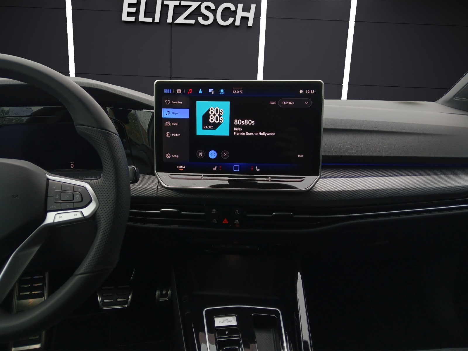 Fahrzeugabbildung Volkswagen Golf R-Line LED DAB ACC