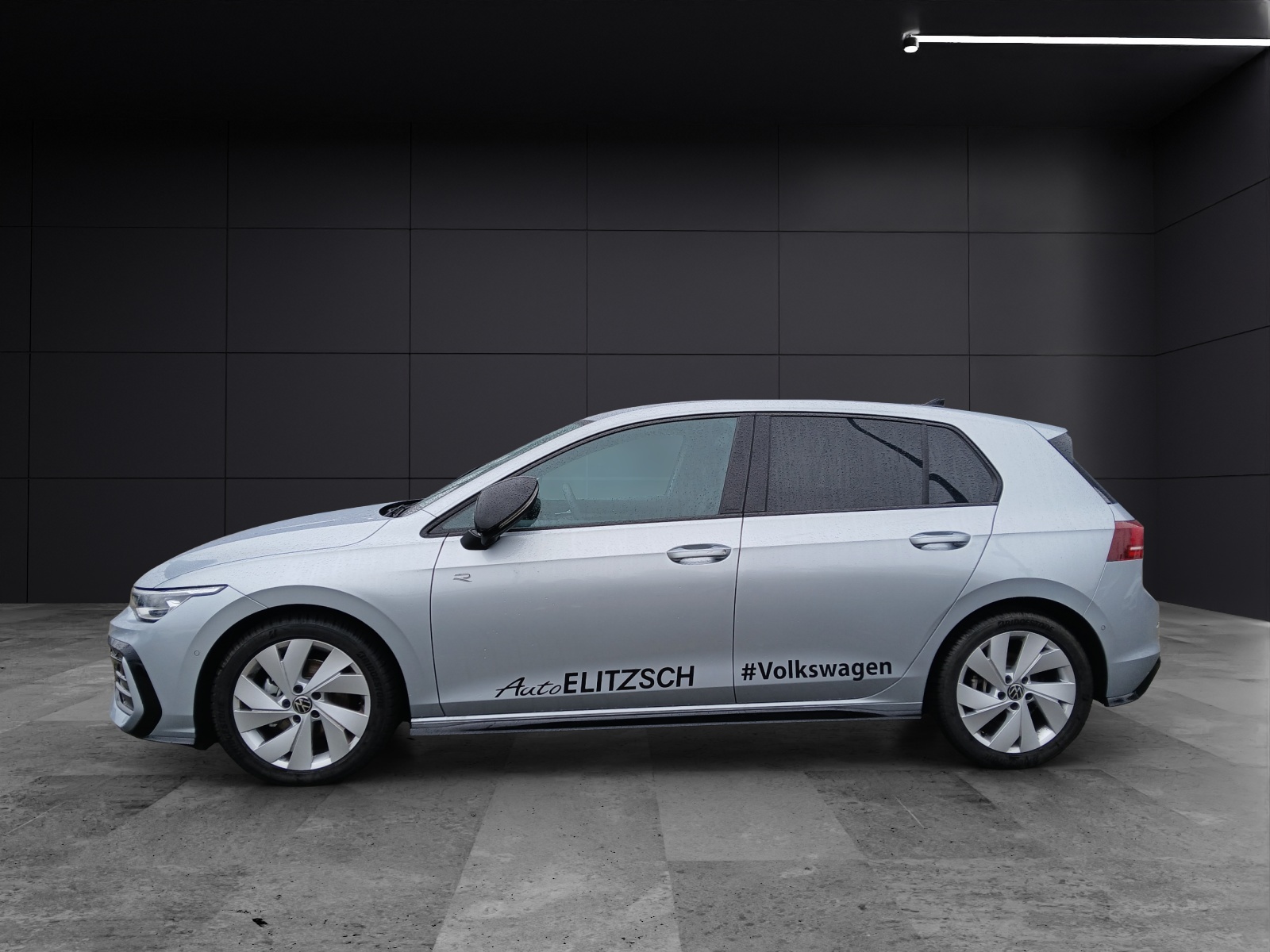 Fahrzeugabbildung Volkswagen Golf R-Line LED DAB ACC