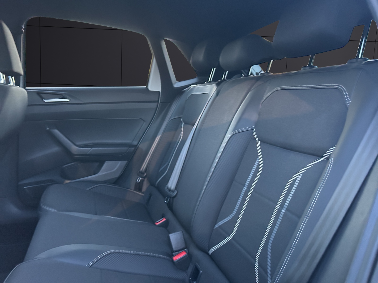 Fahrzeugabbildung Volkswagen Polo Highline TSI DSG LED ACC SH PDC Climatronic Navi