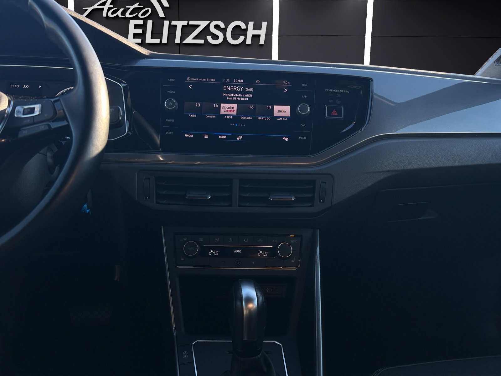 Fahrzeugabbildung Volkswagen Polo Highline TSI DSG LED ACC SH PDC Climatronic Navi