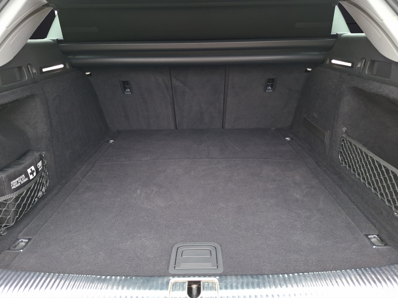 Fahrzeugabbildung Audi A4 Avant 40 TDI advanced quattro S-tronic STH Matrix Navi HUD AVC ACC RFK