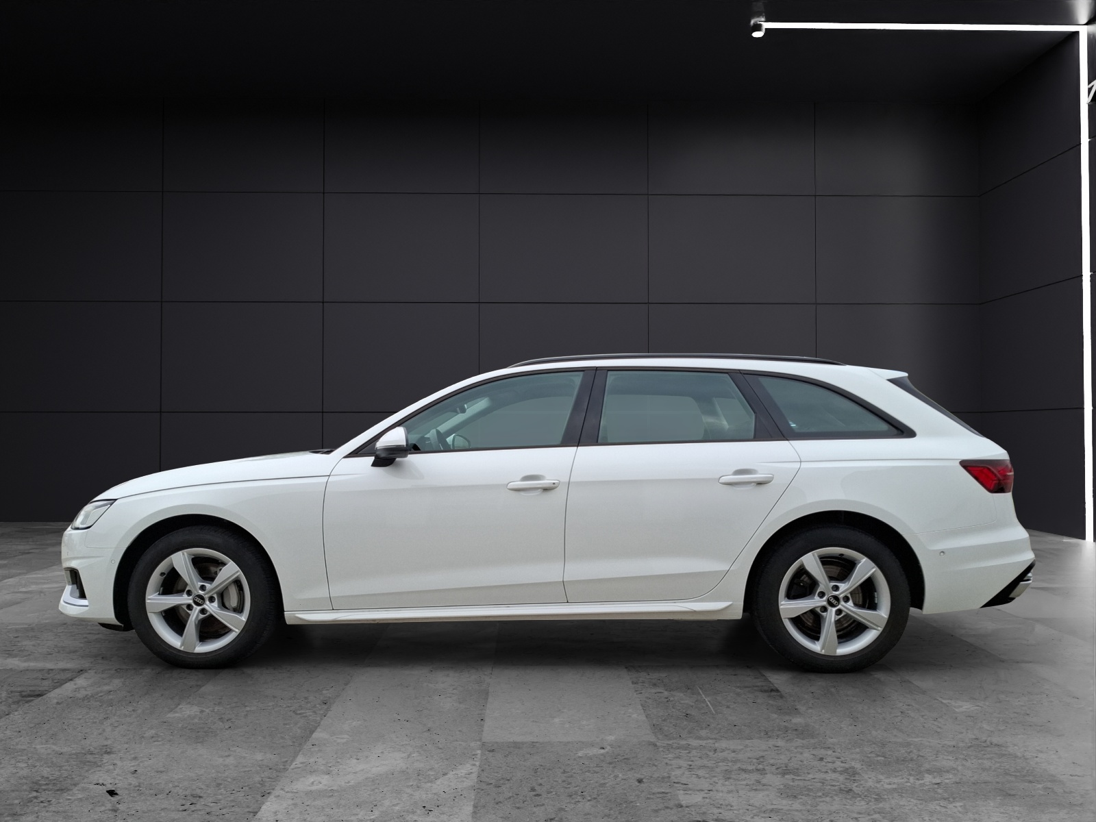 Fahrzeugabbildung Audi A4 Avant 40 TDI advanced quattro S-tronic STH Matrix Navi HUD AVC ACC RFK