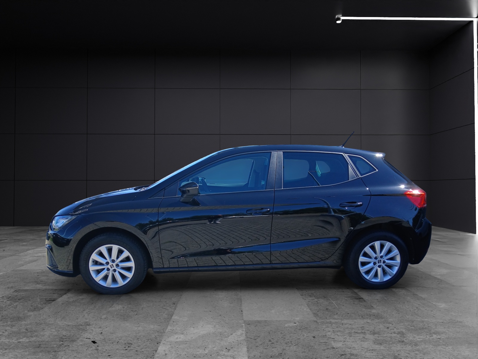 Fahrzeugabbildung SEAT Ibiza TSI Style LED Climatronic GRA PDC SH LM