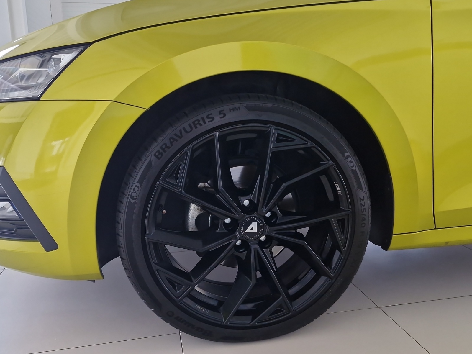 Fahrzeugabbildung SKODA Octavia Combi Ambition DSG ACC KLIMA LED