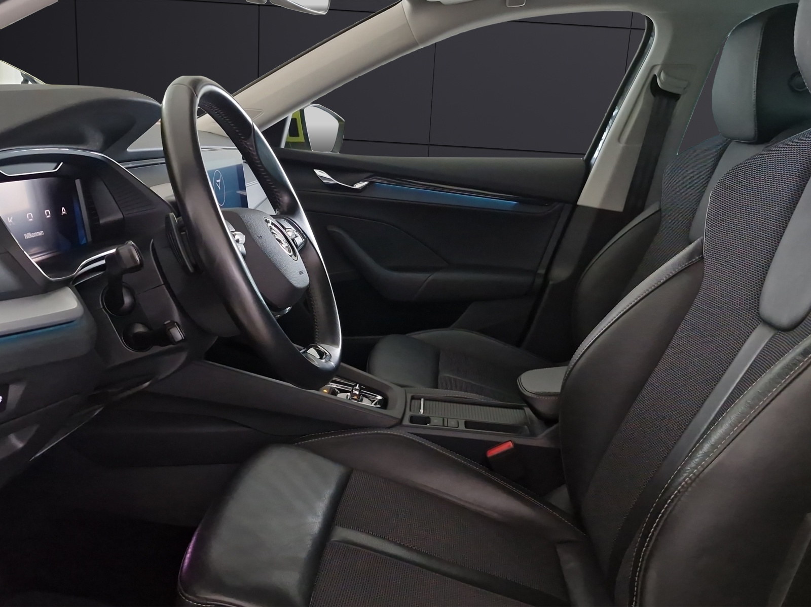 Fahrzeugabbildung SKODA Octavia Combi Ambition DSG ACC KLIMA LED