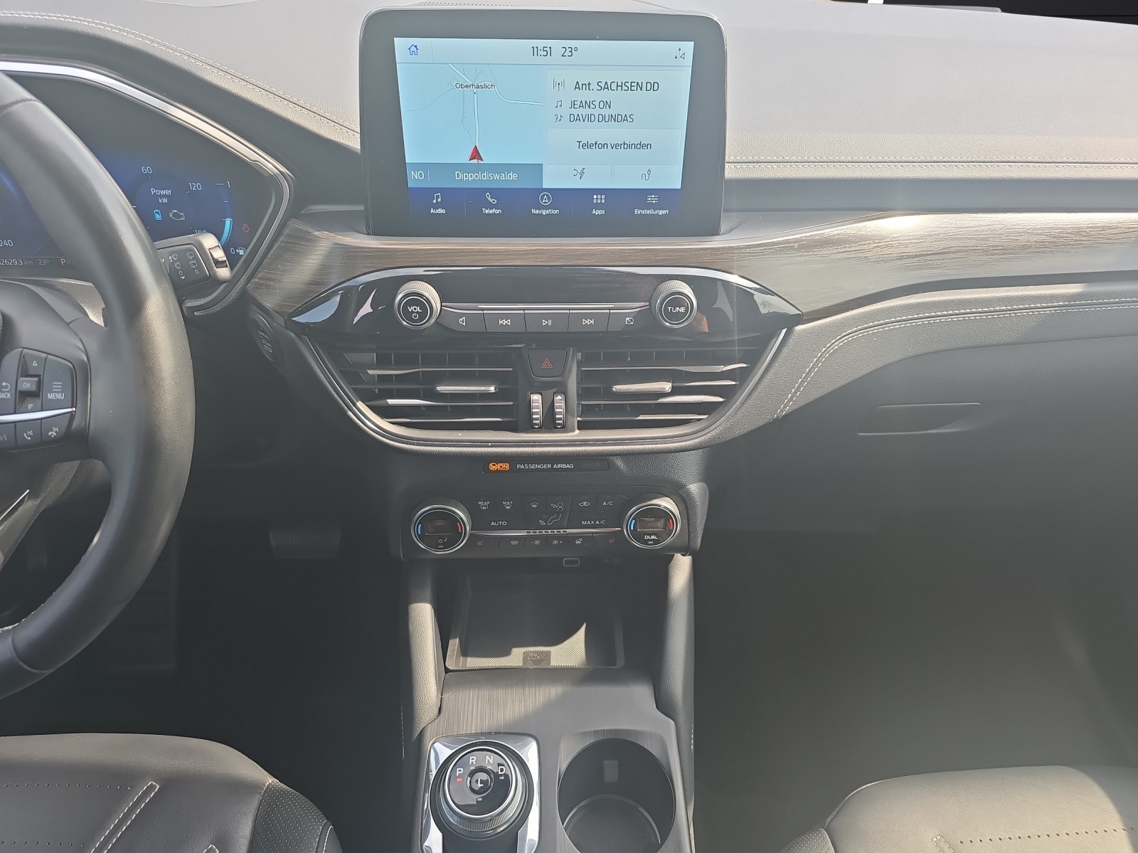Fahrzeugabbildung Ford Kuga Plug-In Hybrid Vignale 2.5 AHZ KAMERA DSG LED