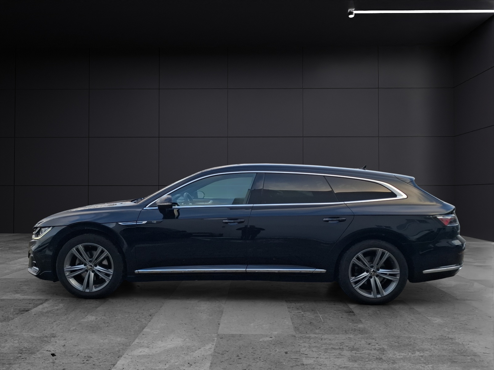 Fahrzeugabbildung Volkswagen Arteon SB TDI R-Line DSG 4M Matrix AHK Navi Pano Harmann AID ACC RFK SH 18