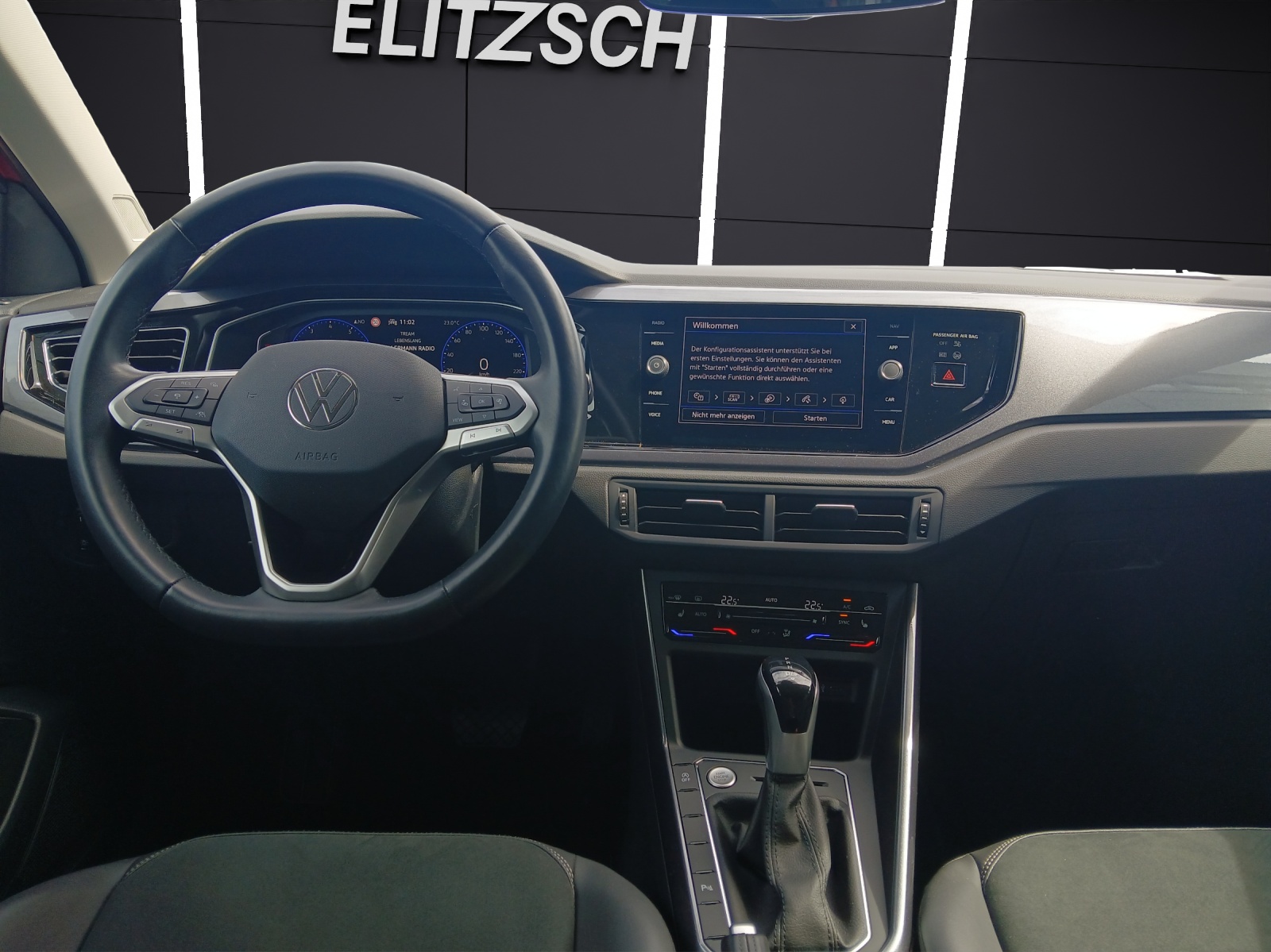 Fahrzeugabbildung Volkswagen Taigo TSI Style DSG Matrix Navi AID ACC RFK SH