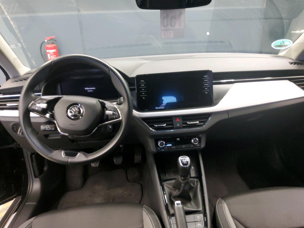 Fahrzeugabbildung SKODA Scala TSI Tour LED Navi VC ACC PDC SH 17