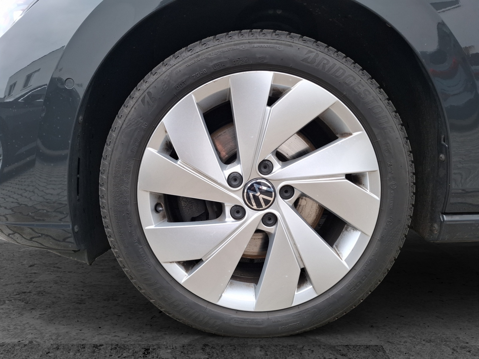 Fahrzeugabbildung Volkswagen Golf VIII Variant TDI Style DSG LED Navi AID ACC Park-Assist SH