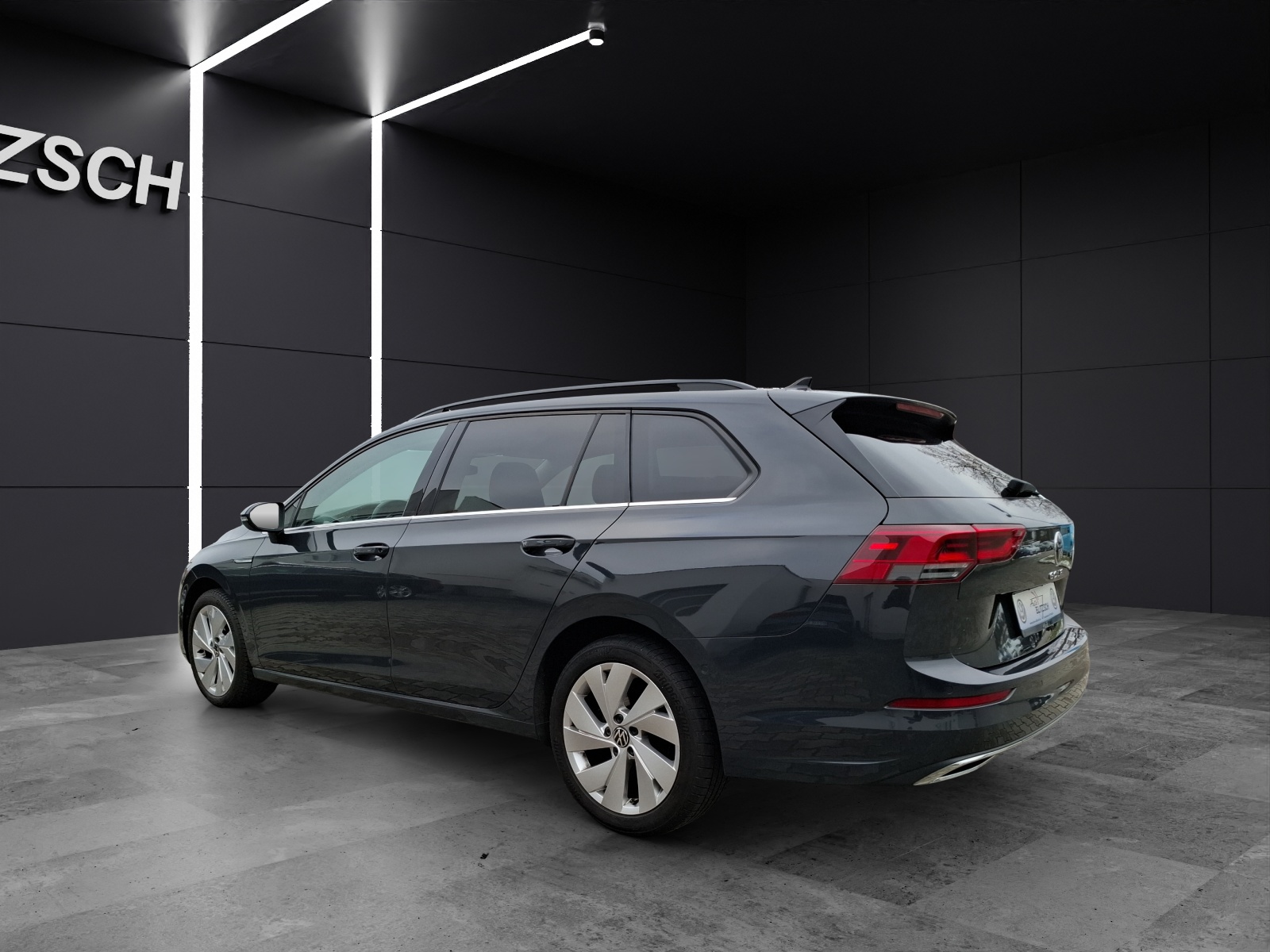 Fahrzeugabbildung Volkswagen Golf VIII Variant TDI Style DSG LED Navi AID ACC Park-Assist SH