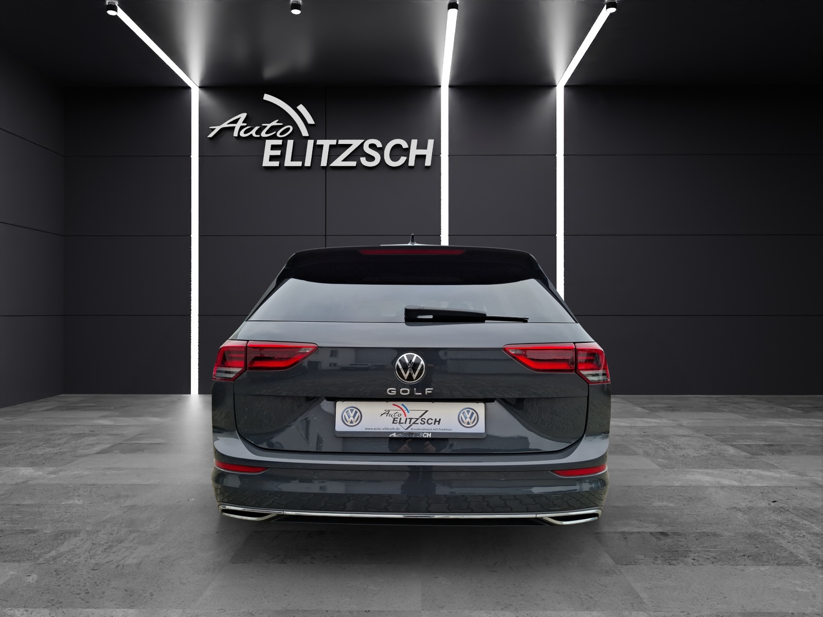 Fahrzeugabbildung Volkswagen Golf VIII Variant TDI Style DSG LED Navi AID ACC Park-Assist SH