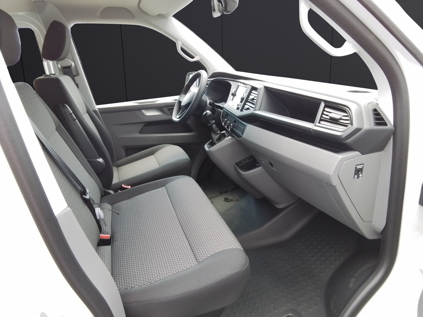 Fahrzeugabbildung Volkswagen T6 Kombi T6.1 TDI 9-Sitzer LR SITZH. PDC KLIMA