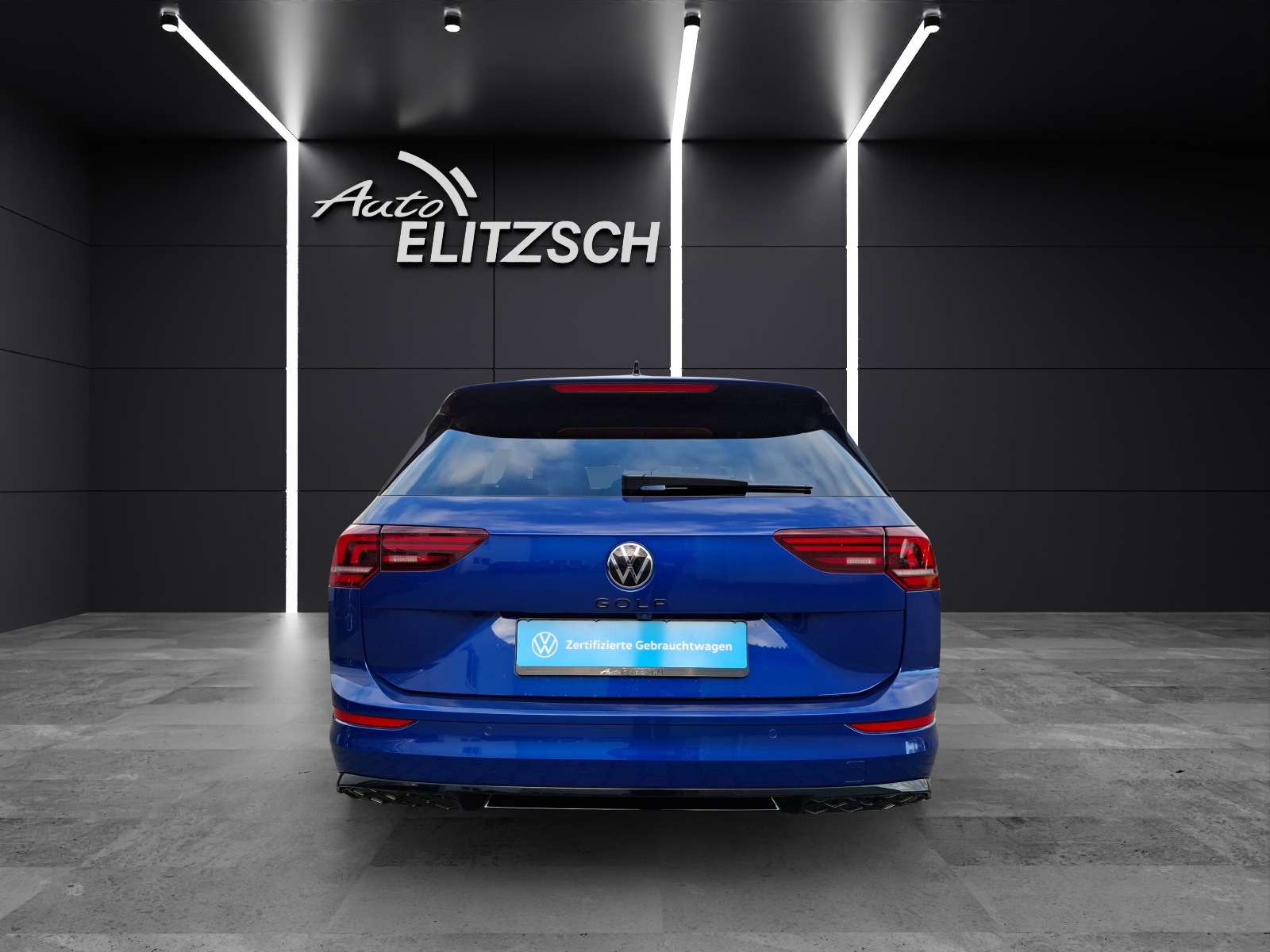 Fahrzeugabbildung Volkswagen Golf VIII Variant TDI R-Line DSG Standhzg LED-plus Navi AID HUD ACC RFK SH