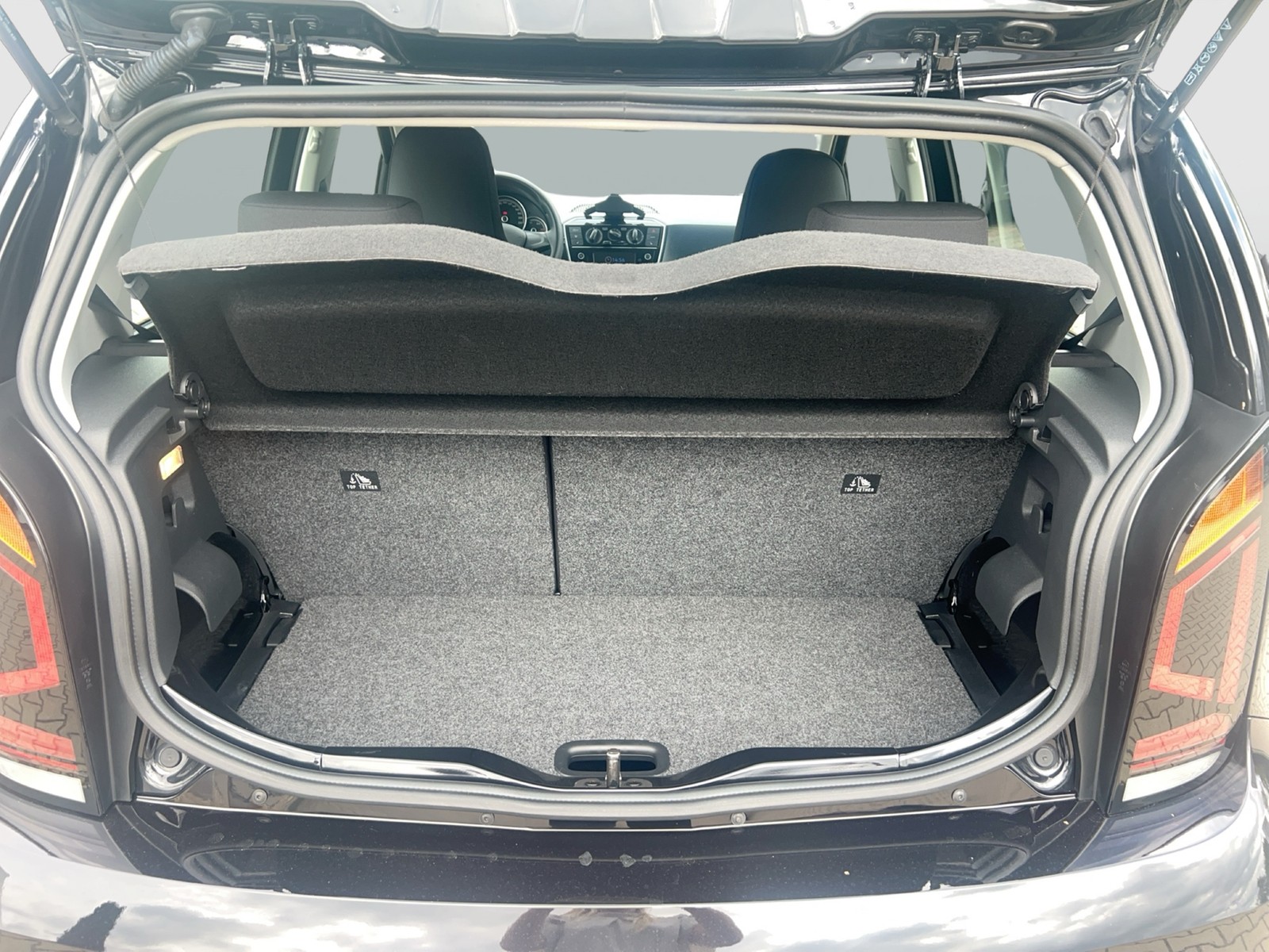 Fahrzeugabbildung Volkswagen up! 1.0 Basis Klima DAB GRA RFK SH