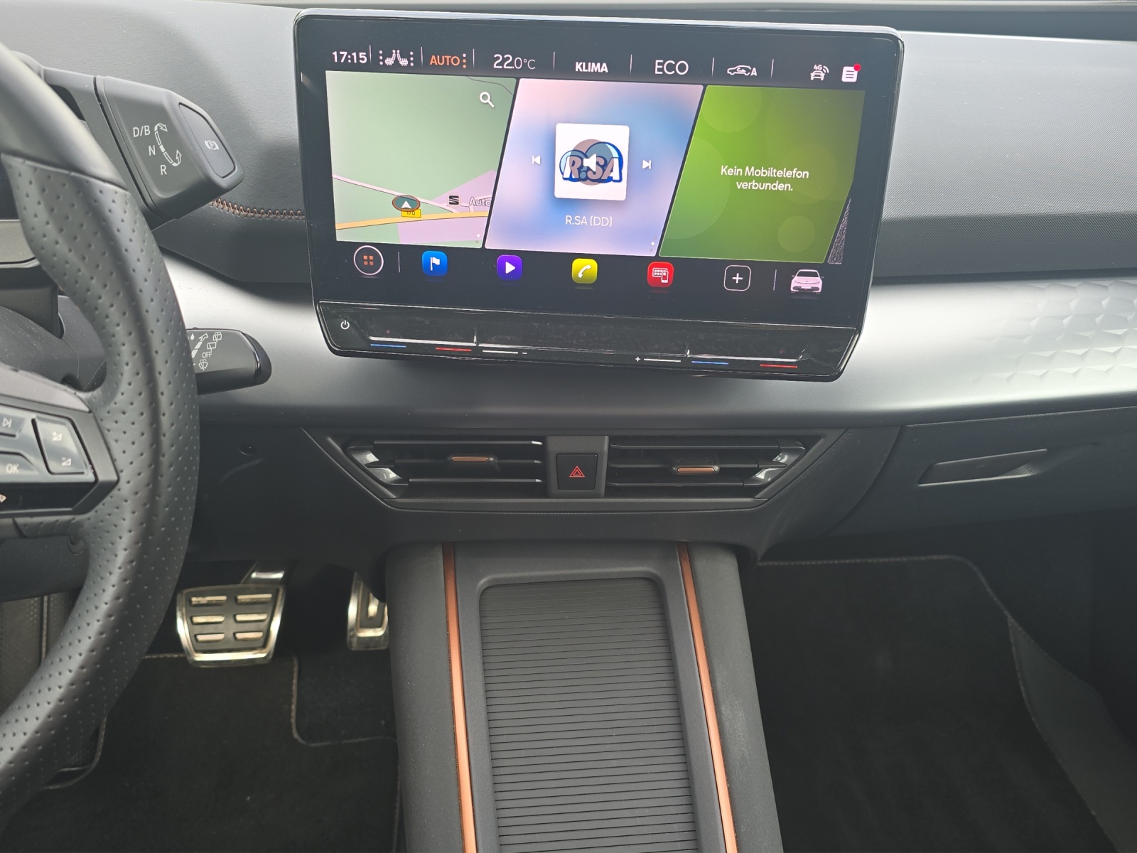Fahrzeugabbildung CUPRA Born LED HUD RFK WÄRMEPUMPE SH ACC