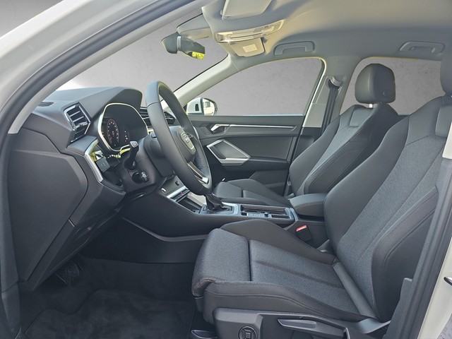 Fahrzeugabbildung Audi Q3 35 TFSI advanced LED Navi ACC RFK AHK SH