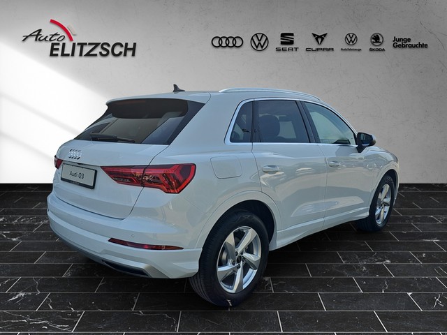 Fahrzeugabbildung Audi Q3 35 TFSI advanced LED Navi ACC RFK AHK SH