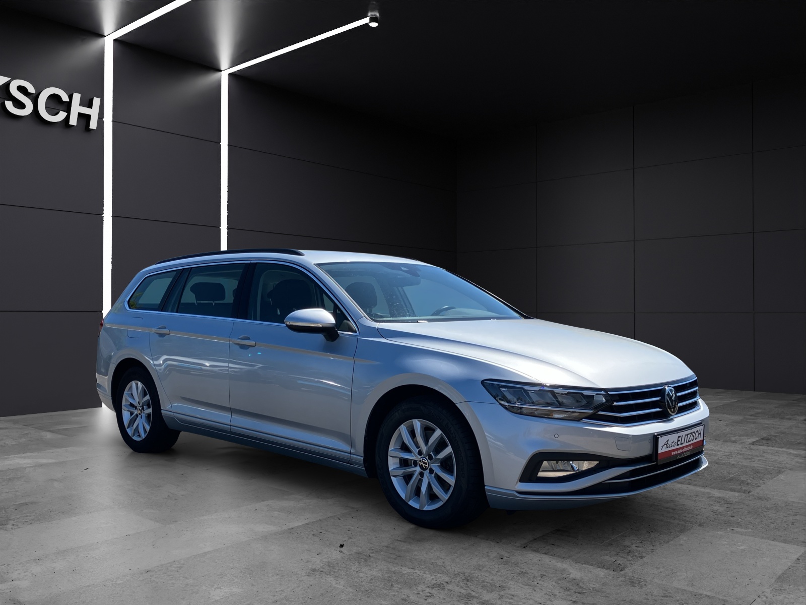 Fahrzeugabbildung Volkswagen Passat Variant TDI Business DSG LED AHK Navi ACC RFK SH