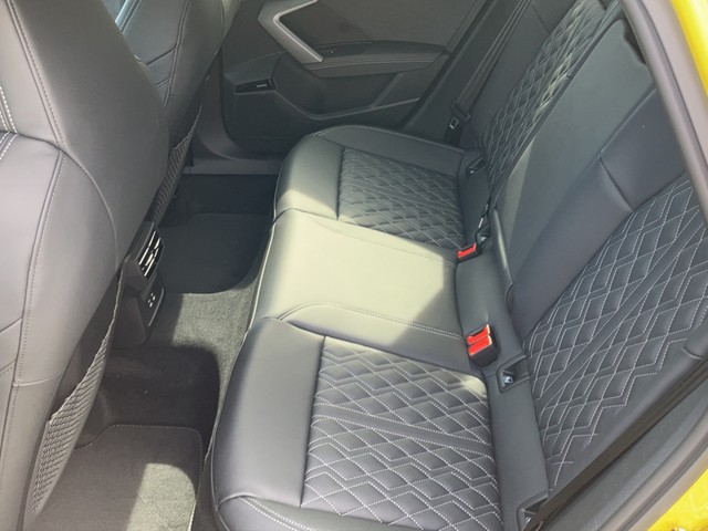 Fahrzeugabbildung Audi A3 Allstreet 35 TFSI S tronic Matrix LED Interieur S mit Sportsitze