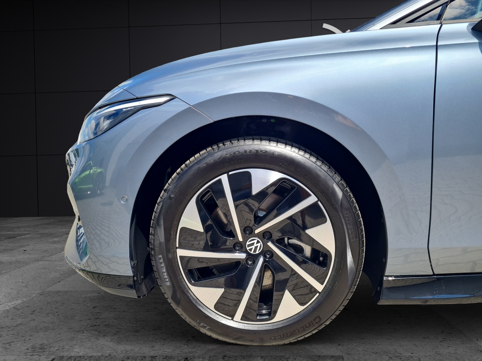 Fahrzeugabbildung Volkswagen ID.7 Tourer Pro