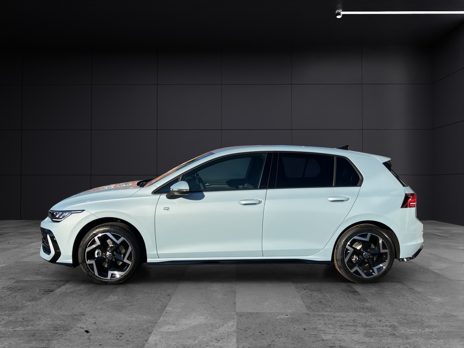 Fahrzeugabbildung Volkswagen Golf R-Line LED NAVI ACC DAB