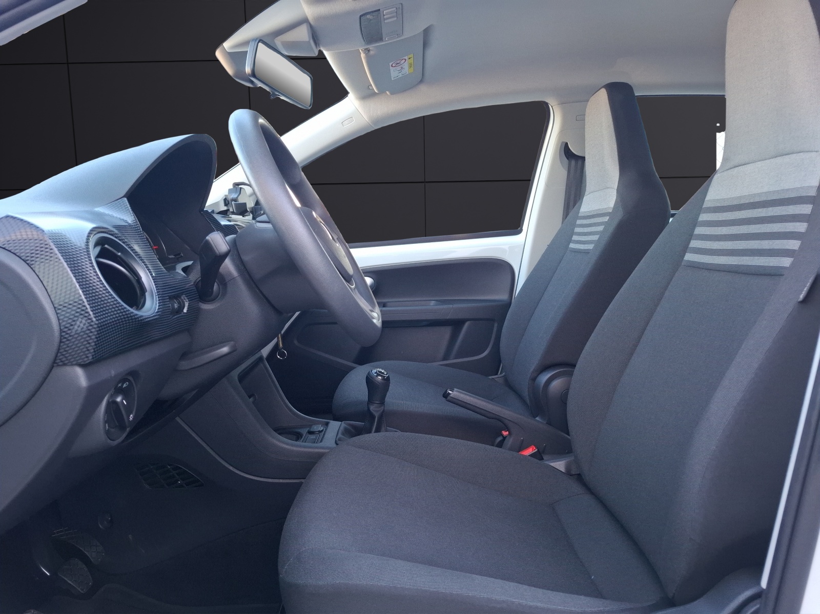 Fahrzeugabbildung Volkswagen up! 1.0 Basis Klima DAB SH