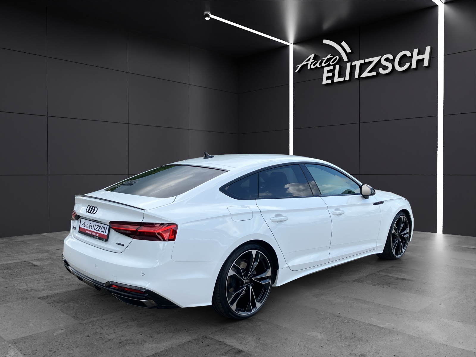 Fahrzeugabbildung Audi A5 Sportback 40 TFSI quattro S line AHZV MATRIX RFK