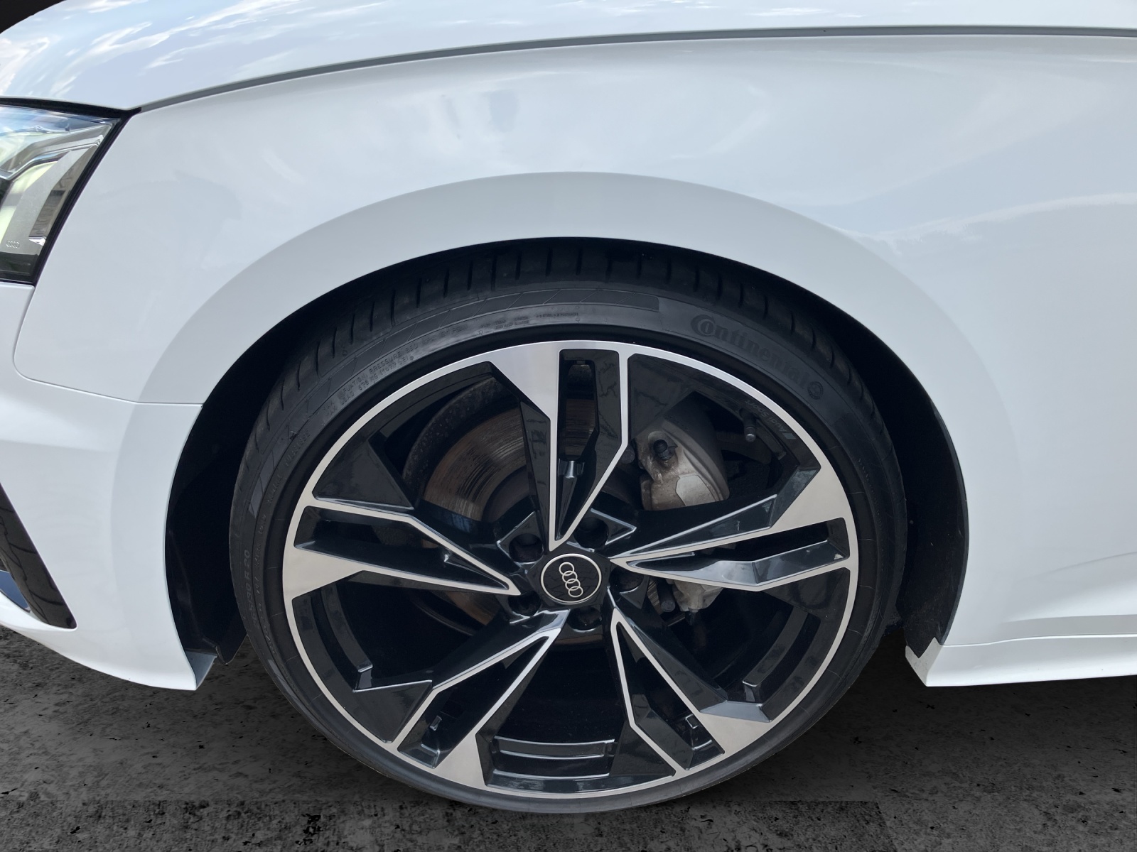 Fahrzeugabbildung Audi A5 Sportback 40 TFSI quattro S line AHZV MATRIX RFK