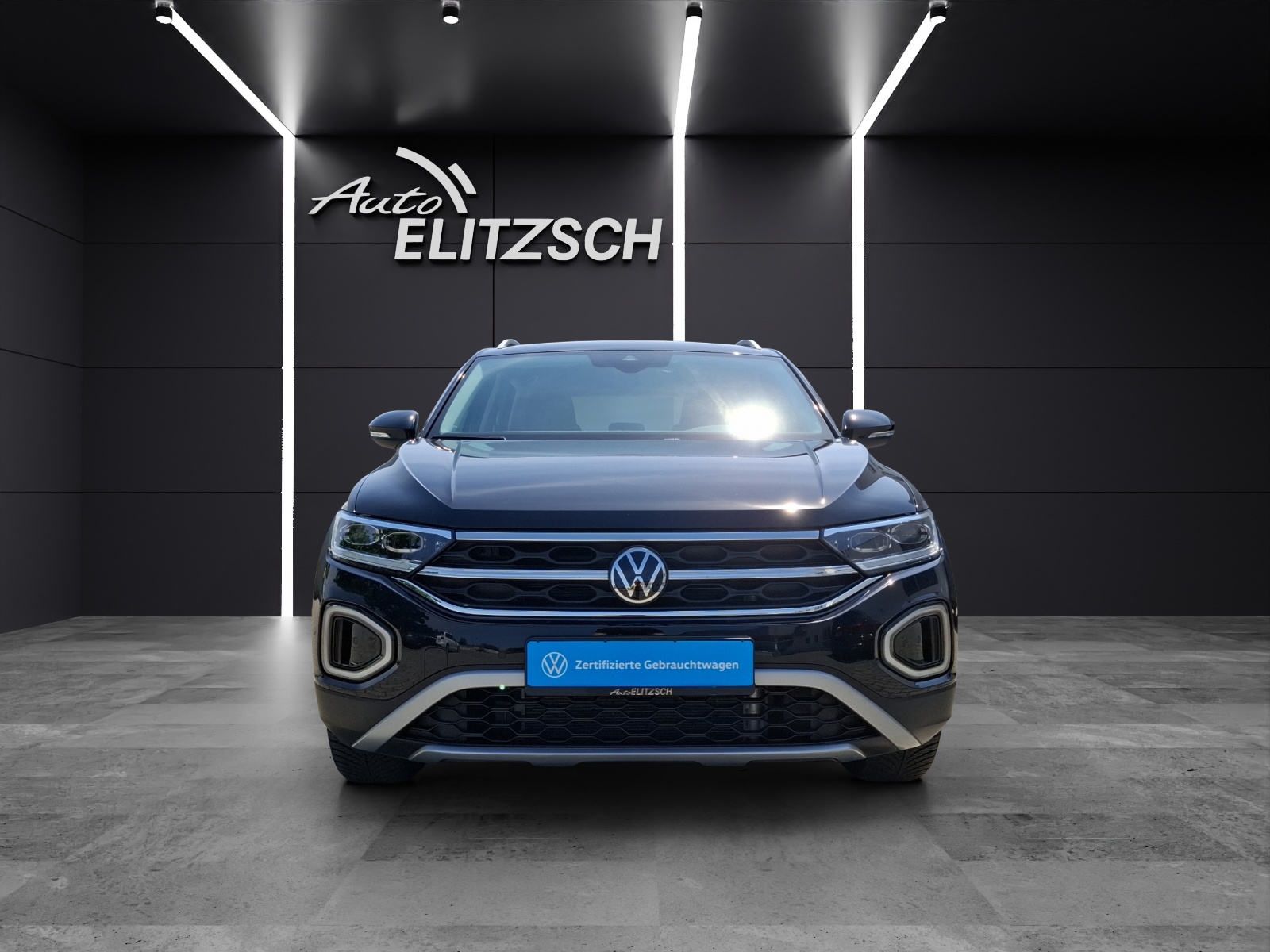 Fahrzeugabbildung Volkswagen T-Roc TDI Style LED Navi AID ACC Park-Assist SH LM