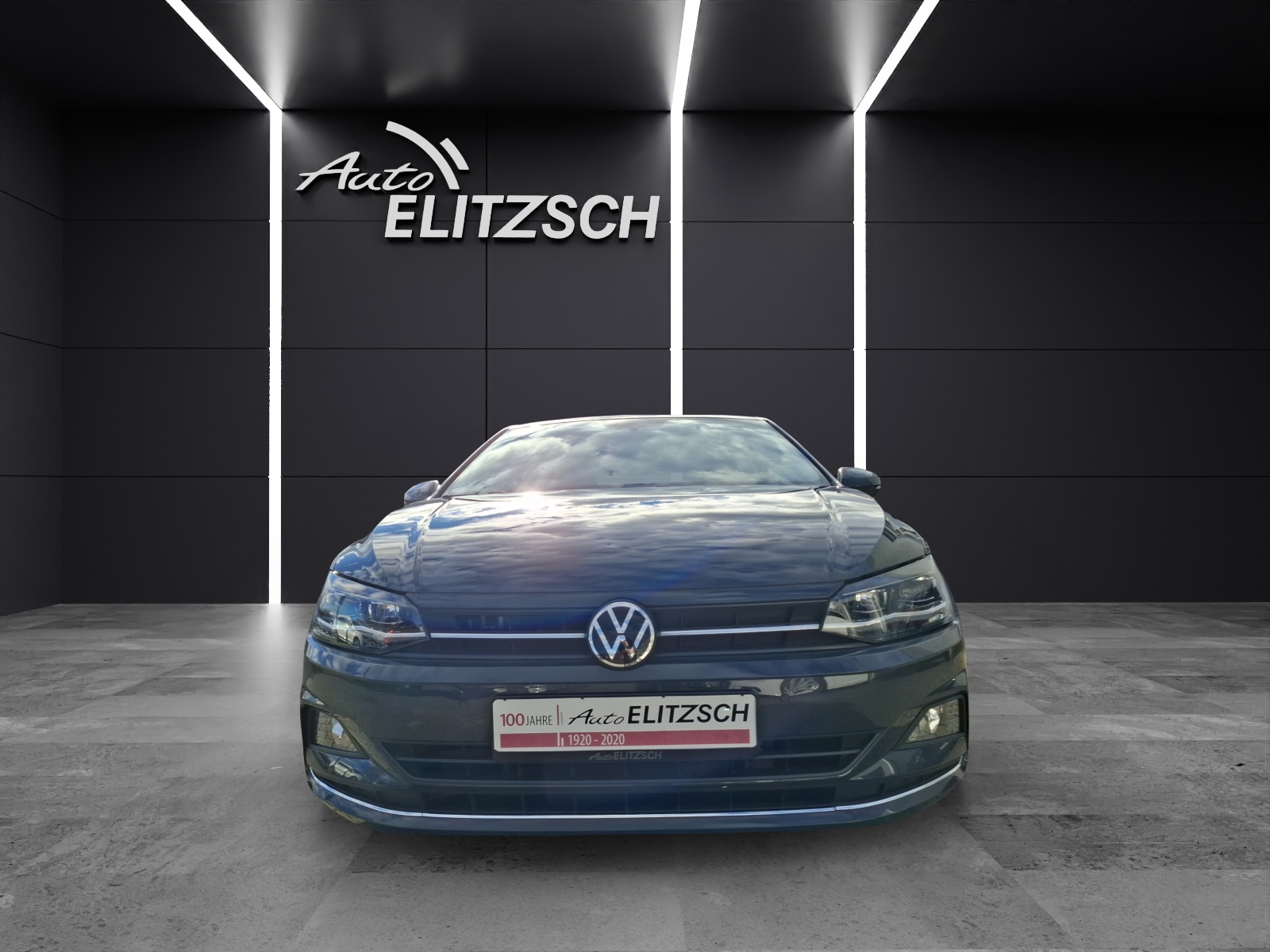 Fahrzeugabbildung Volkswagen Polo TSI Highline LED ACC PDC APP SH LM