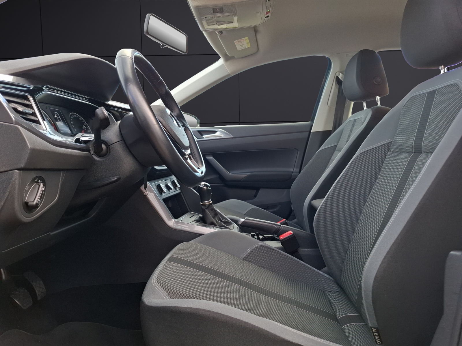 Fahrzeugabbildung Volkswagen Polo TSI Highline LED ACC PDC APP SH LM