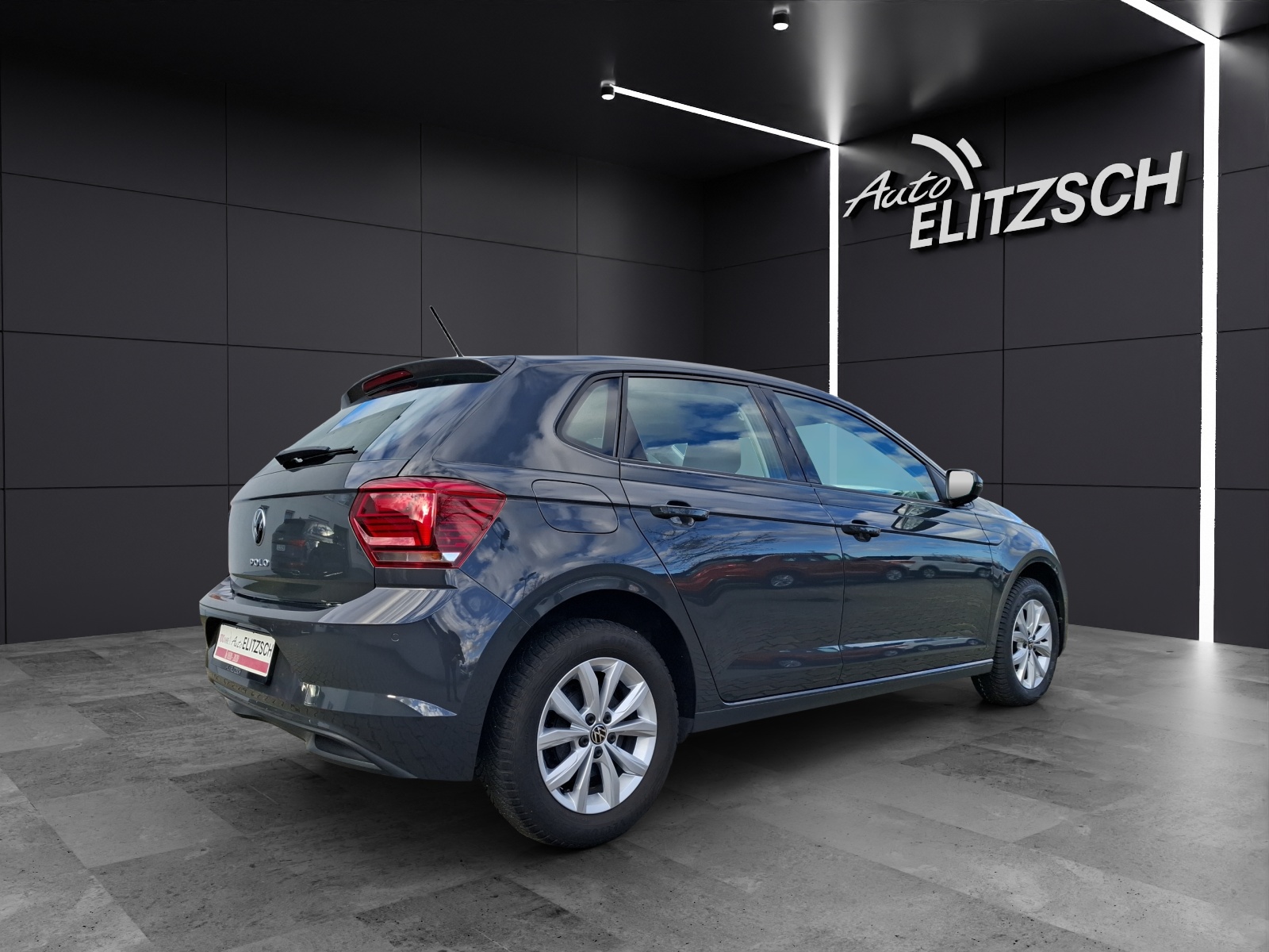 Fahrzeugabbildung Volkswagen Polo TSI Highline LED ACC PDC APP SH LM