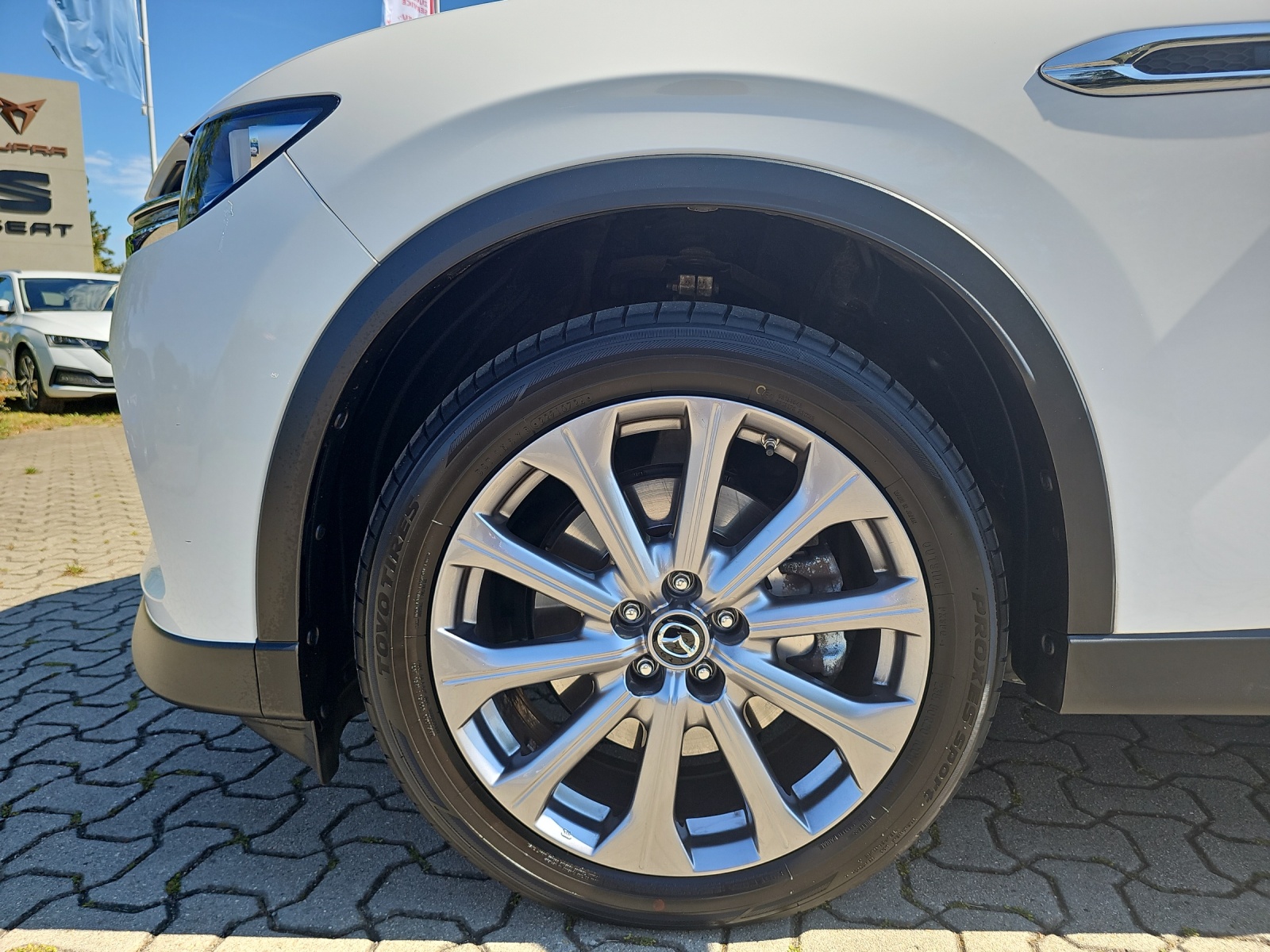 Fahrzeugabbildung Mazda CX-60 Exclusive-Line Hybrid AWD 2.5 DSG KAMERA LED NAVI
