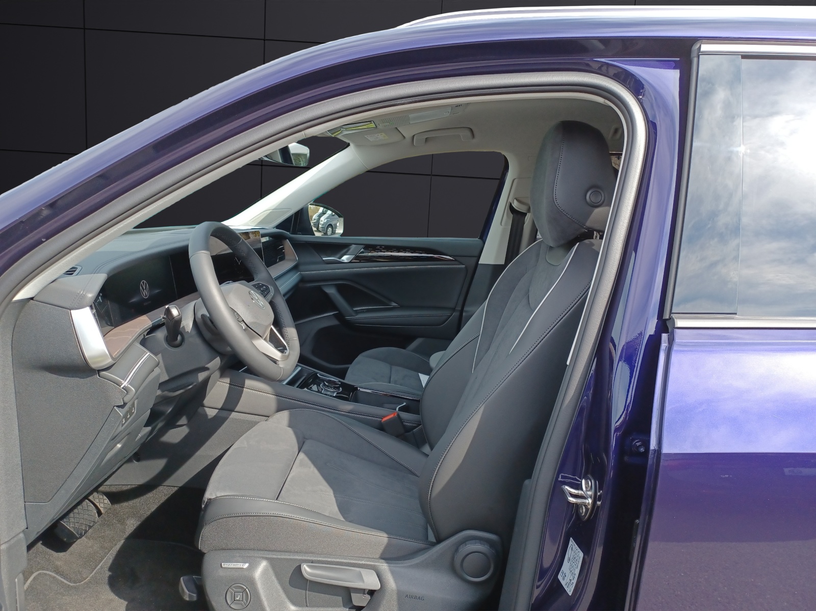 Fahrzeugabbildung Volkswagen Tayron 1.5 eTSI 110 kW Elegance