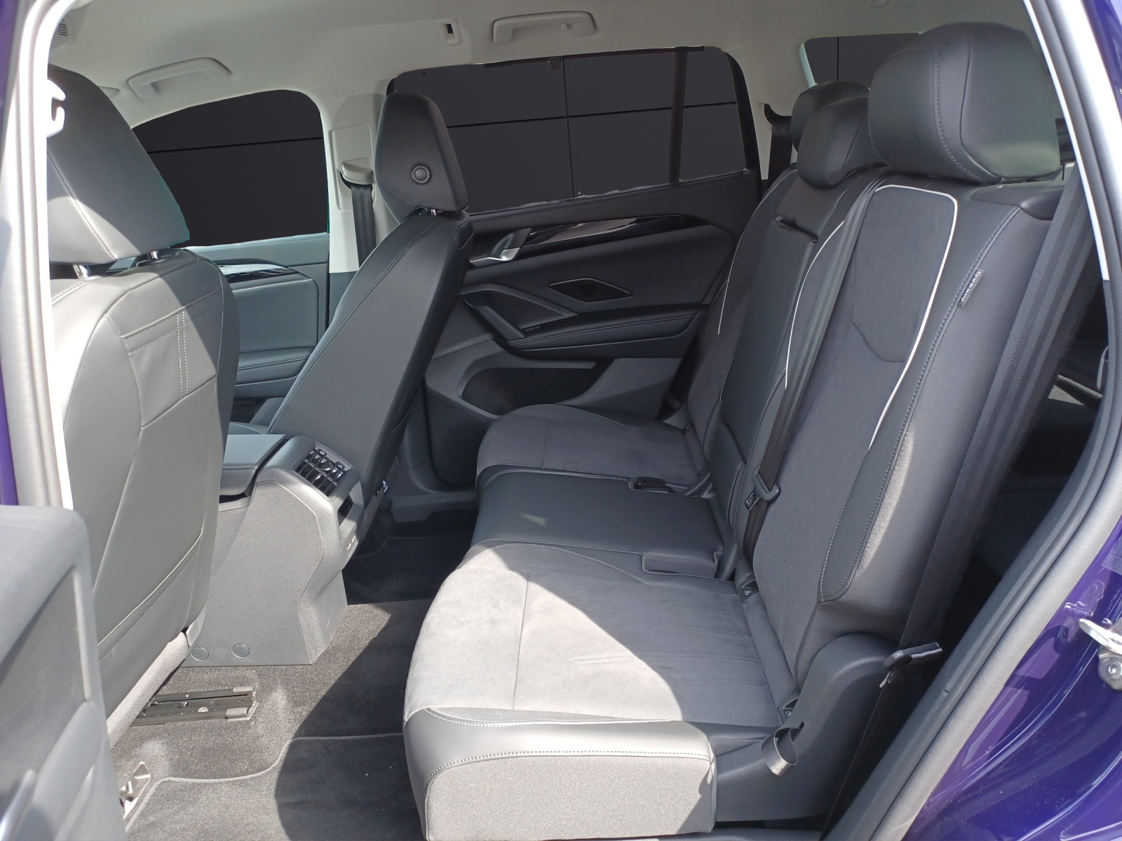 Fahrzeugabbildung Volkswagen Tayron 1.5 eTSI 110 kW Elegance