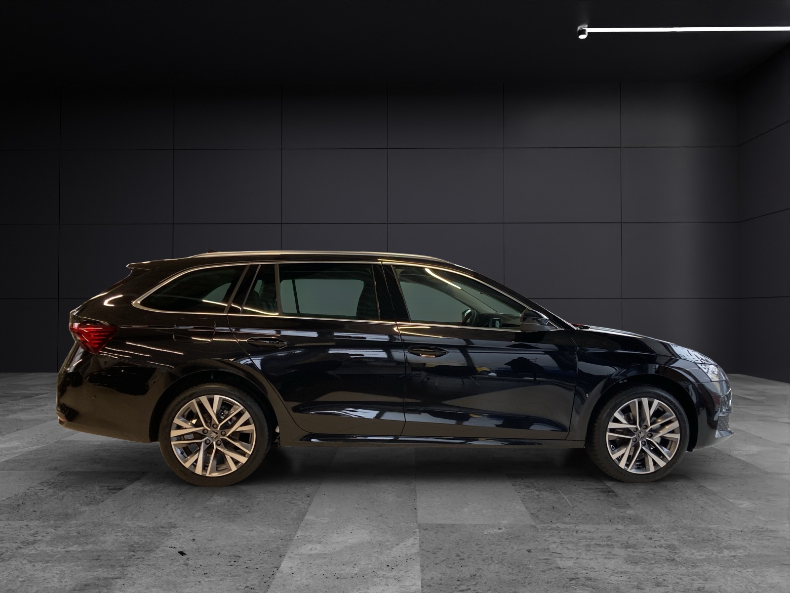 Fahrzeugabbildung SKODA Octavia Combi Balance 1.5 TSI mHEV DSG AHZV 3 J ASG MATRIX NAVI
