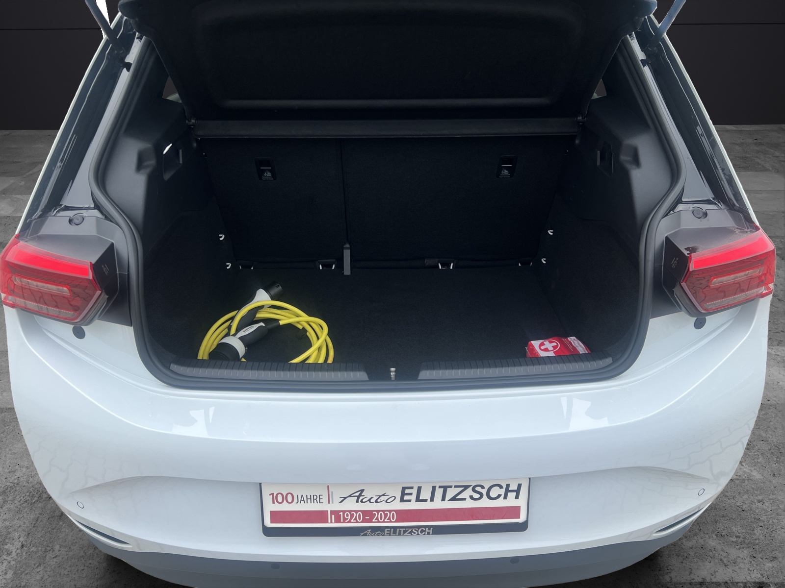 Fahrzeugabbildung Volkswagen ID.3 Pro Matrix Navi AID ACC RFK SHZ 19
