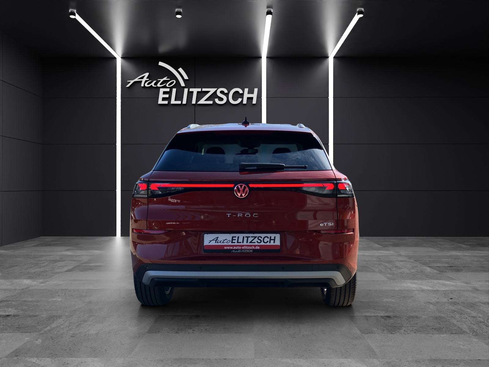 Fahrzeugabbildung Volkswagen T-Roc eTSI Style DSG LED Navi ACC HuD AreaView Kessy