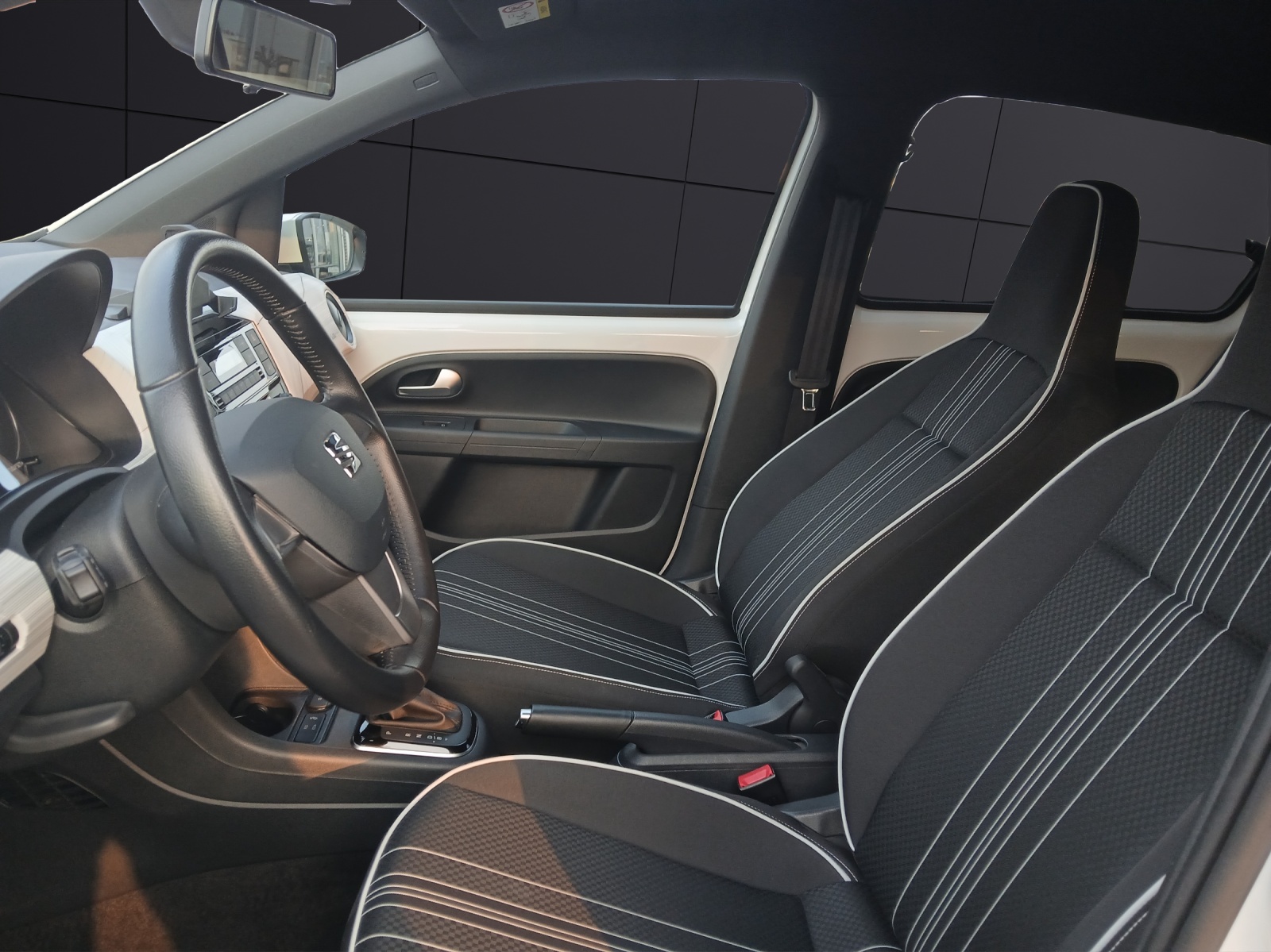 Fahrzeugabbildung SEAT Mii electric Edition Power Charge Navi GRA SH Climatronic
