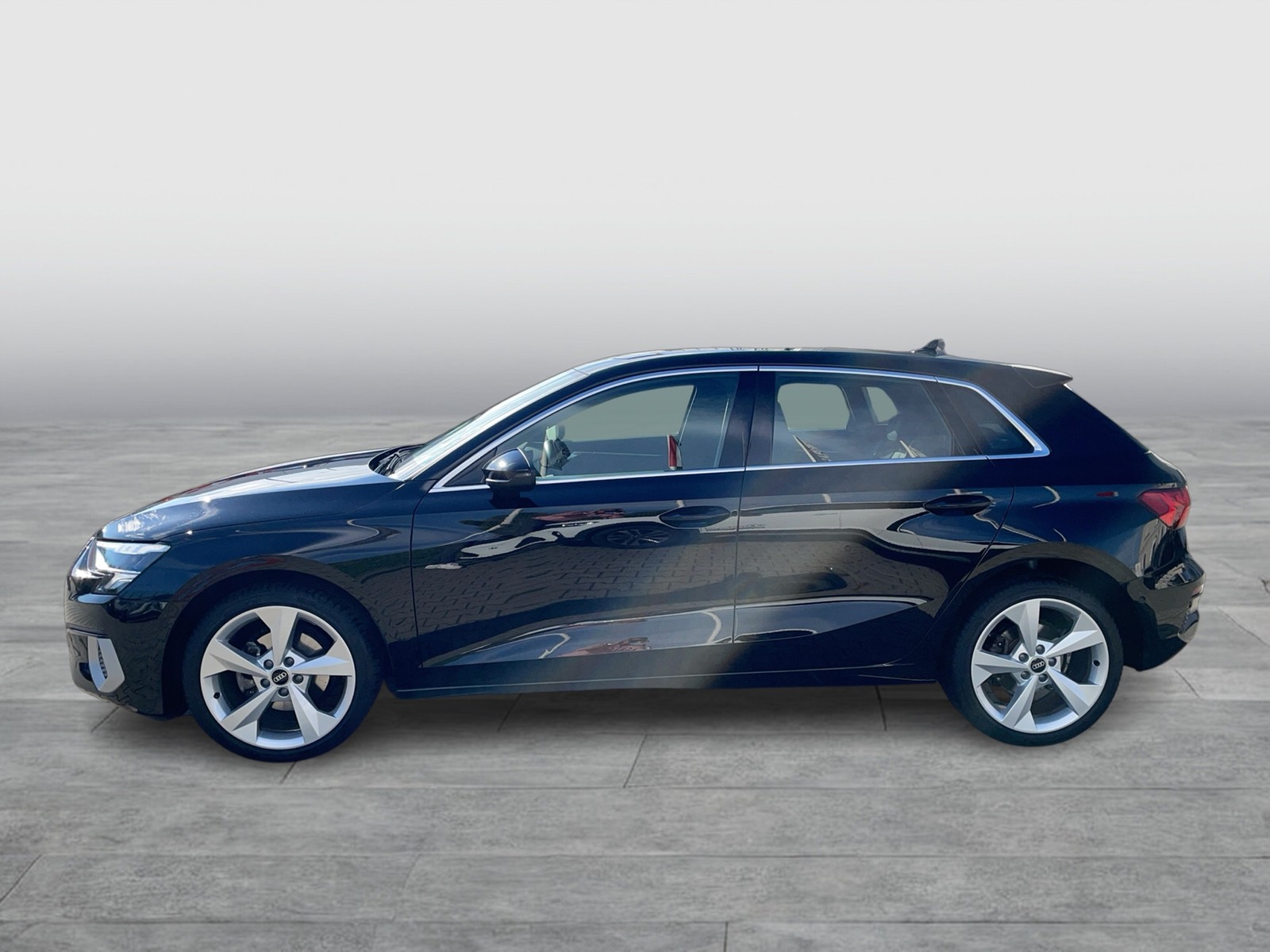 Fahrzeugabbildung Audi A3 Sportback 35 TFSI advanced LED DSG ACC