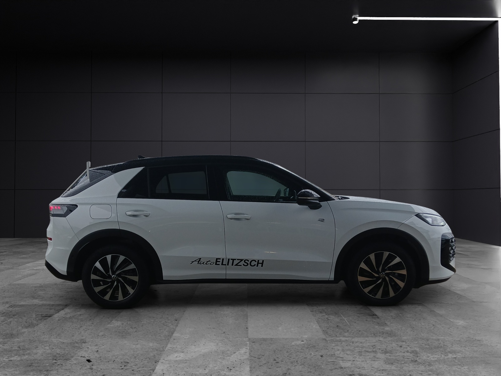 Fahrzeugabbildung Volkswagen T-Roc R-Line Head UP Navi DAB ACC