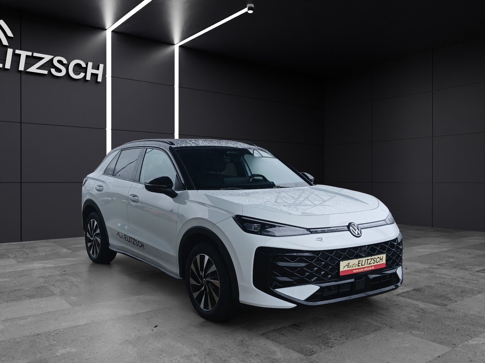 Fahrzeugabbildung Volkswagen T-Roc R-Line Head UP Navi DAB ACC