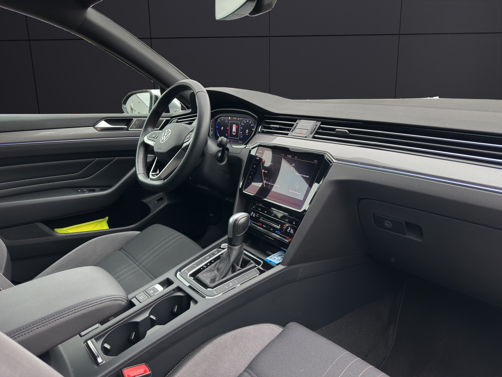 Fahrzeugabbildung Volkswagen Passat Alltrack TDI DSG 4M LED ACC AHK AID RFK NAVI