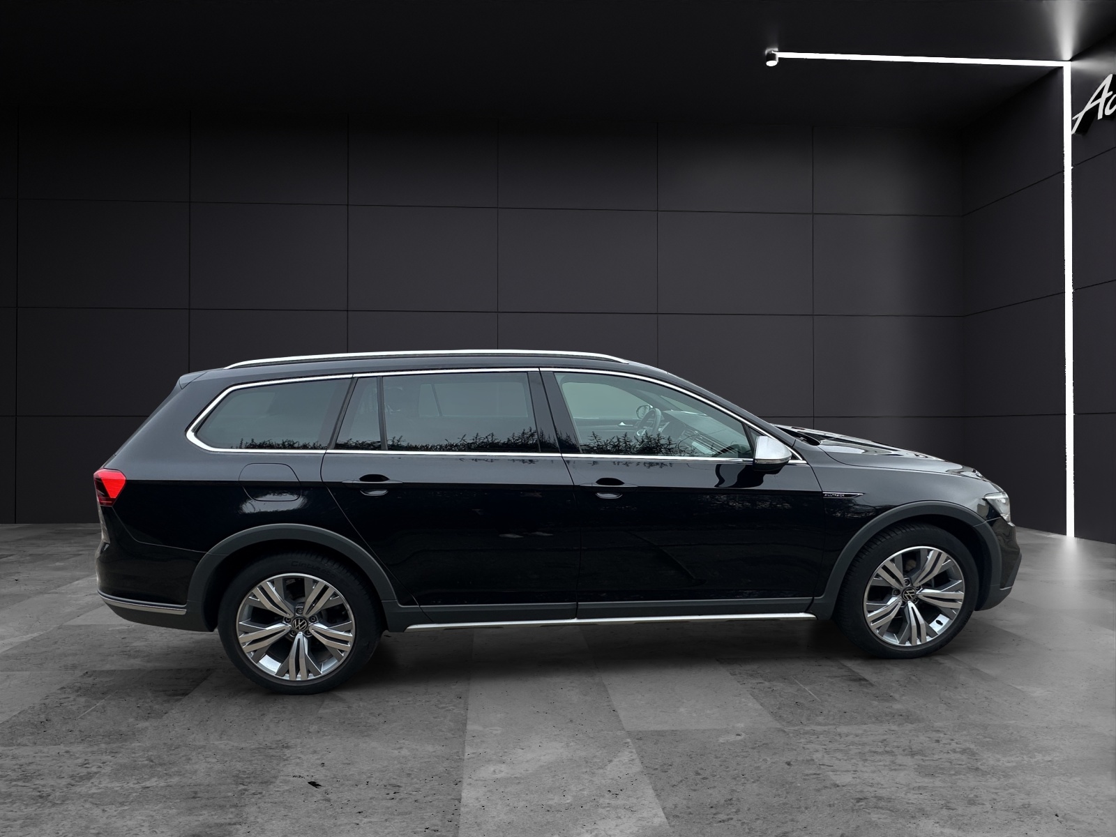 Fahrzeugabbildung Volkswagen Passat Alltrack TDI DSG 4M LED ACC AHK AID RFK NAVI