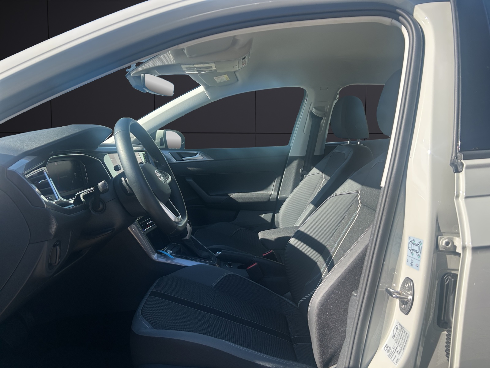 Fahrzeugabbildung Volkswagen Taigo 1.5 TSI StyleDSG Navi LED ACC