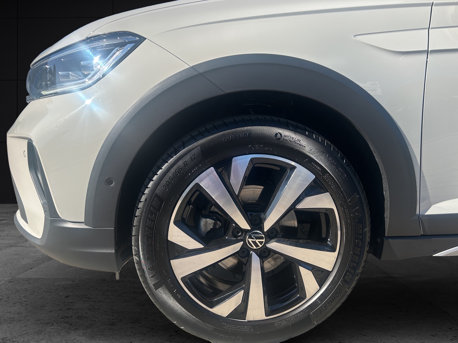 Fahrzeugabbildung Volkswagen Taigo 1.5 TSI StyleDSG Navi LED ACC